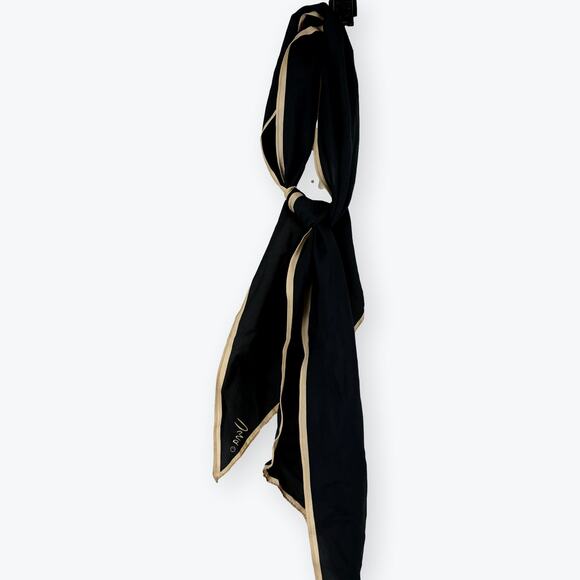 Elegant Black and Gold Scarf - Picture 3 of 5